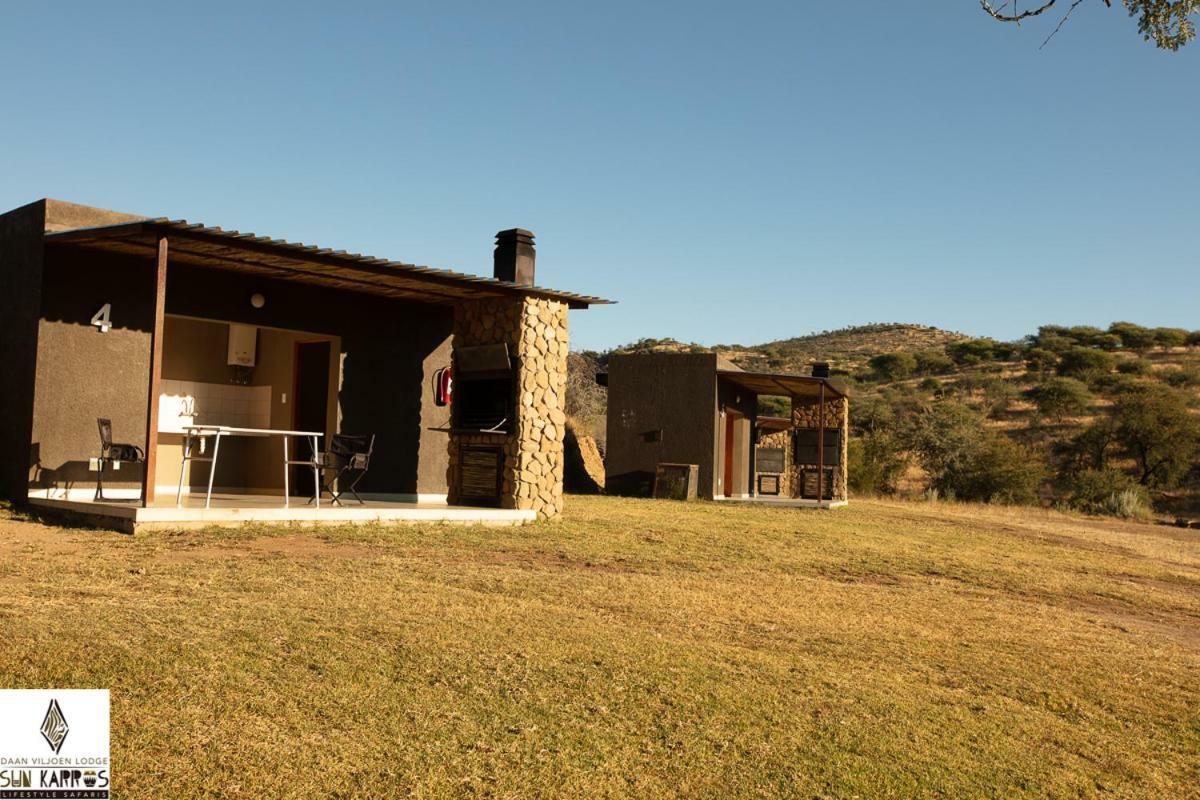 Daan Viljoen Game Lodge Windhoek Extérieur photo